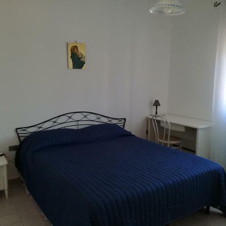 Апартаменти Sunset Flat Ізола-делле-Фемміне Екстер'єр фото