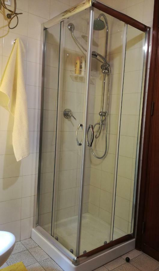 Апартаменти Sunset Flat Ізола-делле-Фемміне Екстер'єр фото